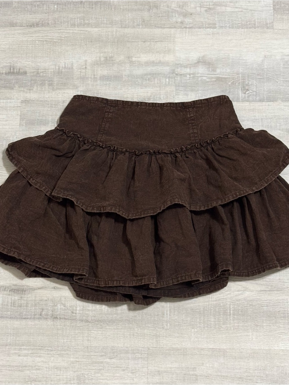 Brown ruffled mini skirt